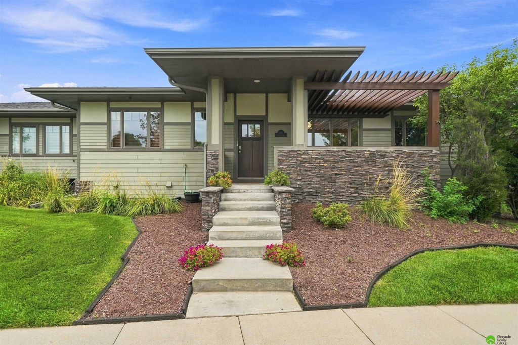 601 Penrose Drive, Lincoln, NE 68521