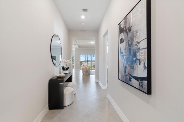 10390 Northbrook Circle, Palm Beach Gardens, FL 33412