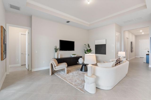 10390 Northbrook Circle, Palm Beach Gardens, FL 33412