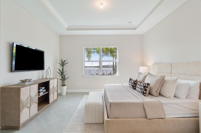 10390 Northbrook Circle, Palm Beach Gardens, FL 33412