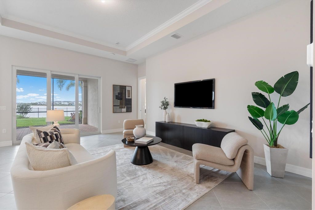 10390 Northbrook Circle, Palm Beach Gardens, FL 33412