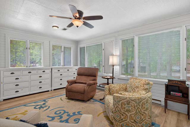 18 Emanuel Drive, Hot Springs Village, AR 71909