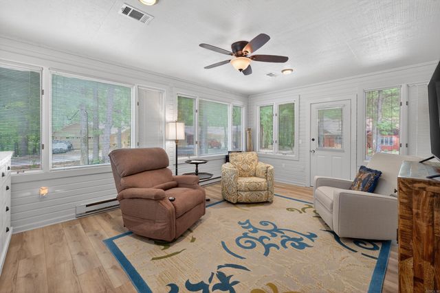 18 Emanuel Drive, Hot Springs Village, AR 71909