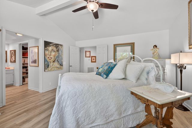 18 Emanuel Drive, Hot Springs Village, AR 71909