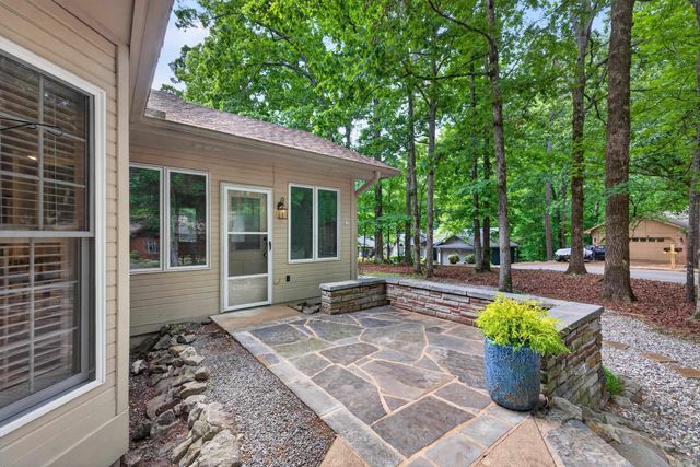 18 Emanuel Drive, Hot Springs Village, AR 71909