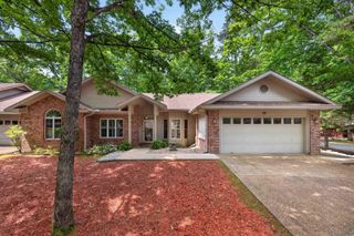 18 Emanuel Drive, Hot Springs Village, AR 71909
