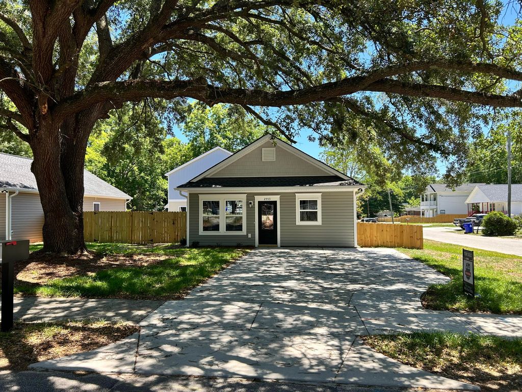 2553 Taylor Street, North Charleston, SC 29406