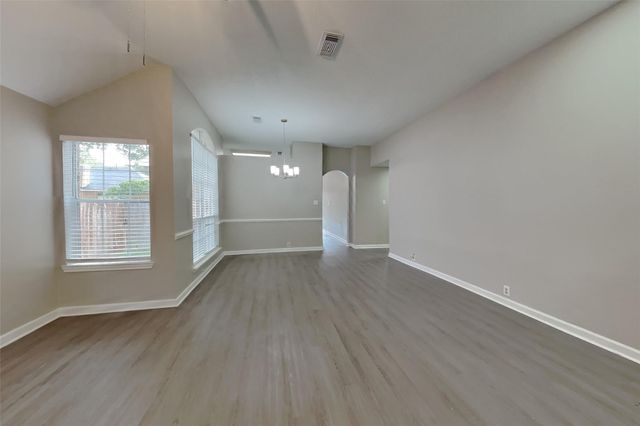 5026 Maple Brook Lane, Houston, TX 77345