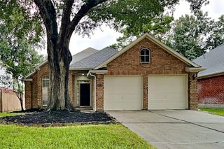 5026 Maple Brook Lane, Houston, TX 77345