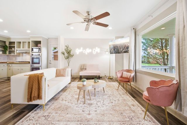 528 Continental Dr, Nashville, TN 37209