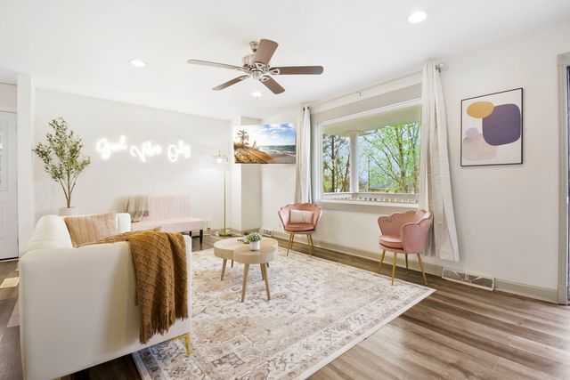 528 Continental Dr, Nashville, TN 37209