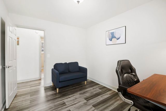 528 Continental Dr, Nashville, TN 37209