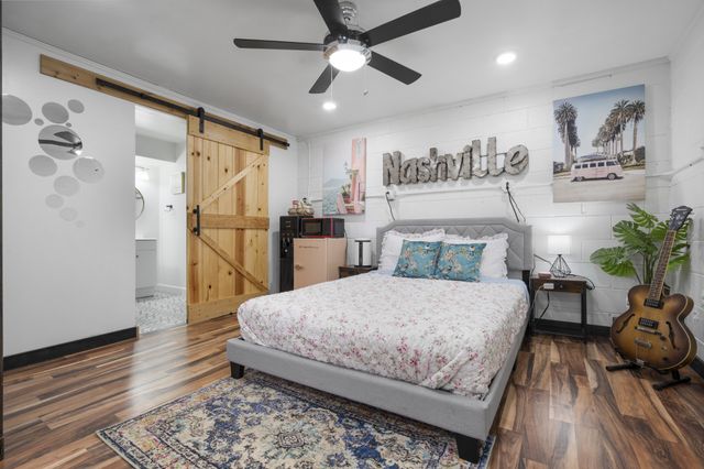 528 Continental Dr, Nashville, TN 37209