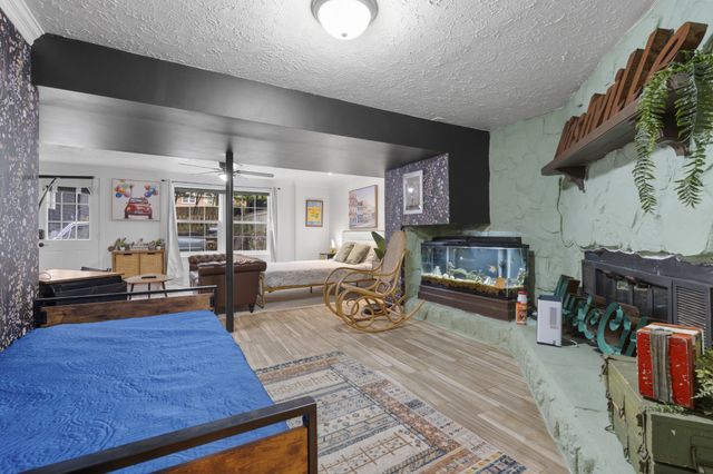 528 Continental Dr, Nashville, TN 37209
