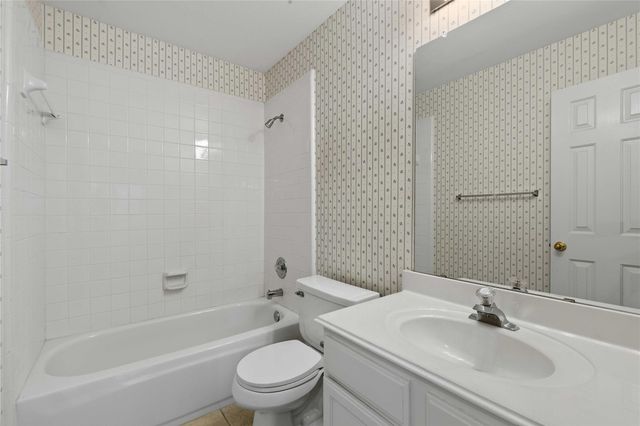 1407 Almond Brook Lane, Houston, TX 77062