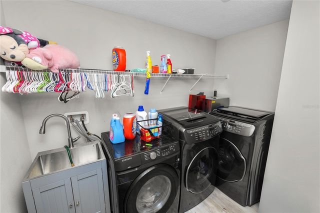 5693 ARLINGTON RIVER DRIVE, Lakeland, FL 33811
