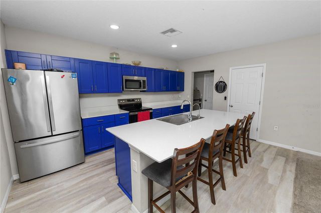 5693 ARLINGTON RIVER DRIVE, Lakeland, FL 33811
