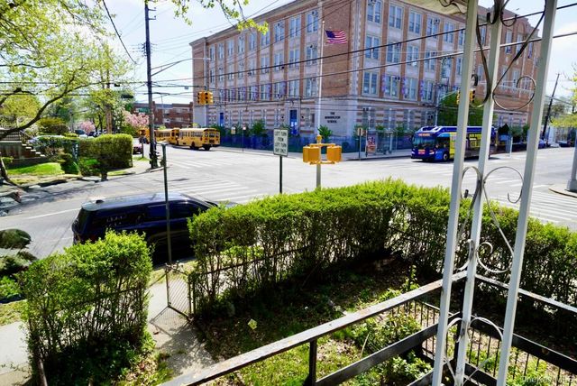 3001 Bronxwood Avenue, Bronx, NY 10469