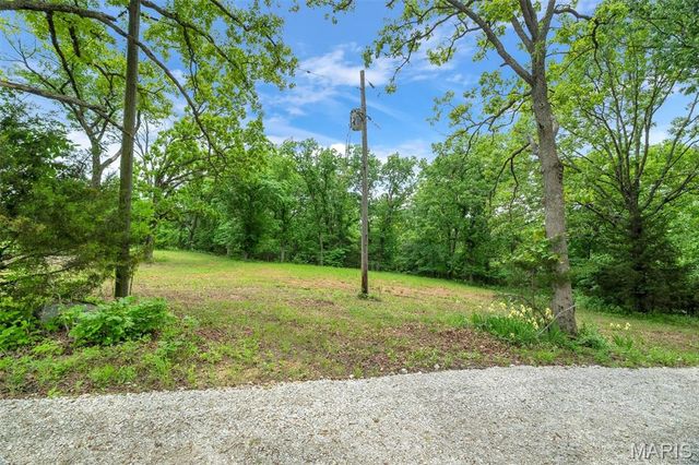 4373 E Linda Lane, Robertsville, MO 63072