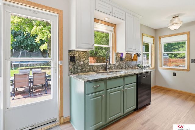 222 Pickardy Lane, Council Bluffs, IA 51503