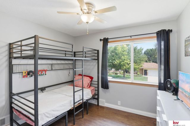 222 Pickardy Lane, Council Bluffs, IA 51503