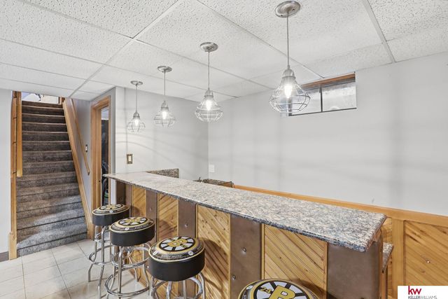 222 Pickardy Lane, Council Bluffs, IA 51503