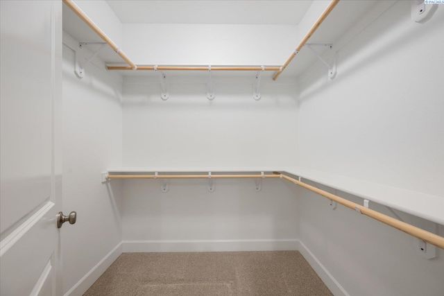 6958 W 31st Ave., Kennewick, WA 99338