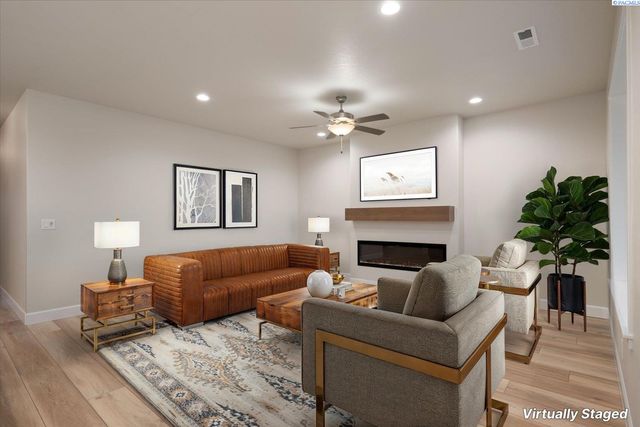 6958 W 31st Ave., Kennewick, WA 99338