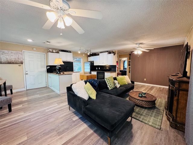 140 Sharon Lane, Livingston, TX 77351