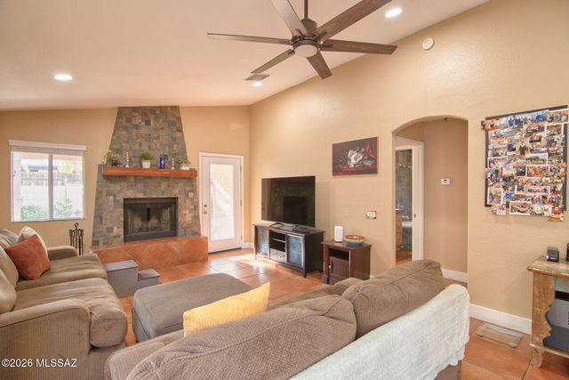 8176 N Wheatfield, Tucson, AZ 85741