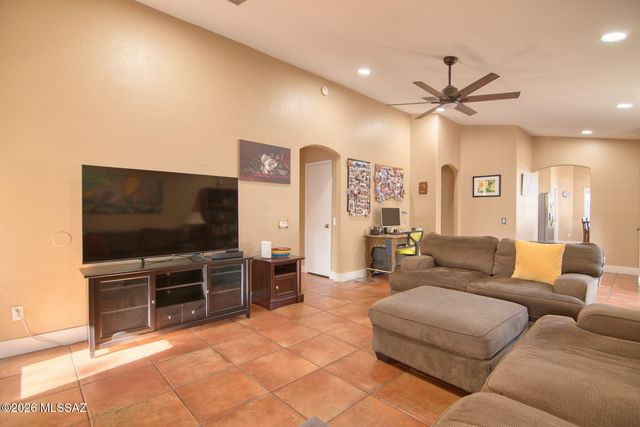 8176 N Wheatfield, Tucson, AZ 85741