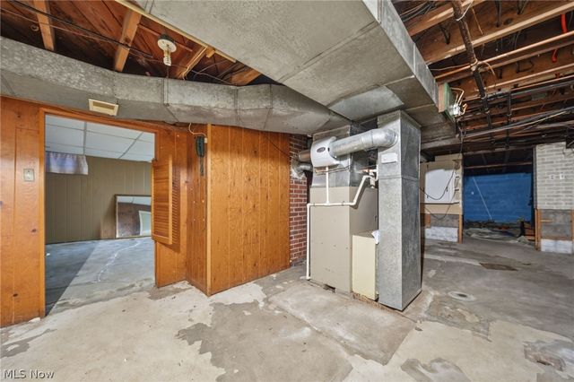 614 Whitney Road, Conneaut, OH 44030