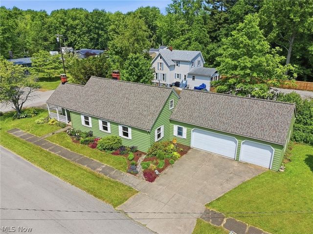 614 Whitney Road, Conneaut, OH 44030