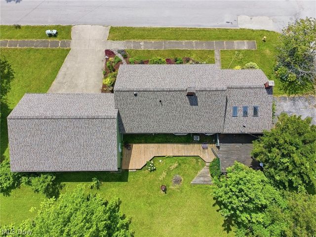 614 Whitney Road, Conneaut, OH 44030