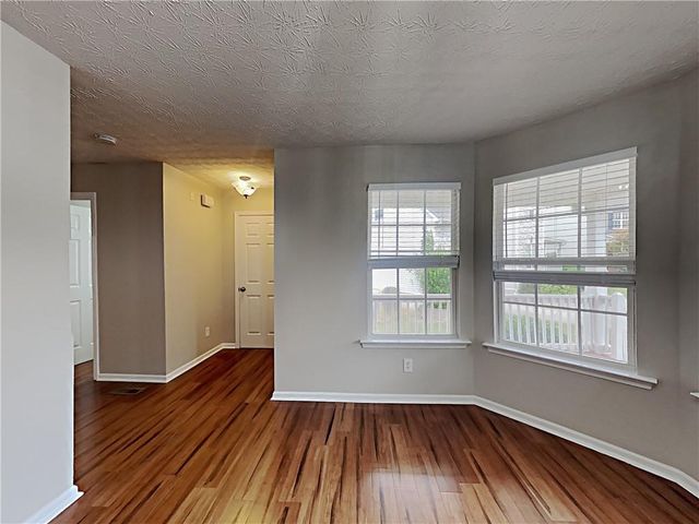 825 Roxfield Court, Buford, GA 30518