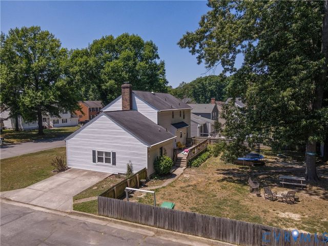 932 Germar Ct, Colonial Heights, VA 23834