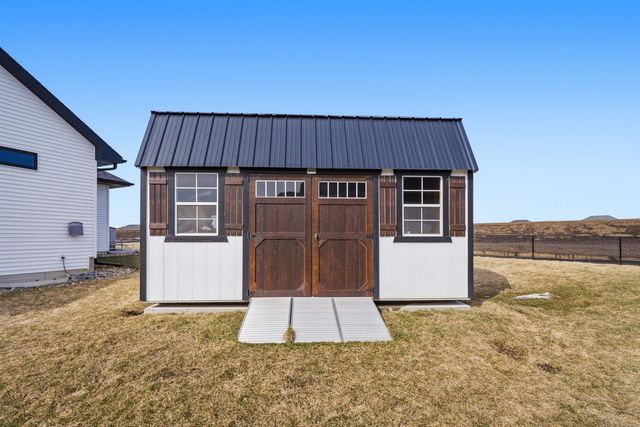 4904 Cohen Court, Cedar Falls, IA 50613