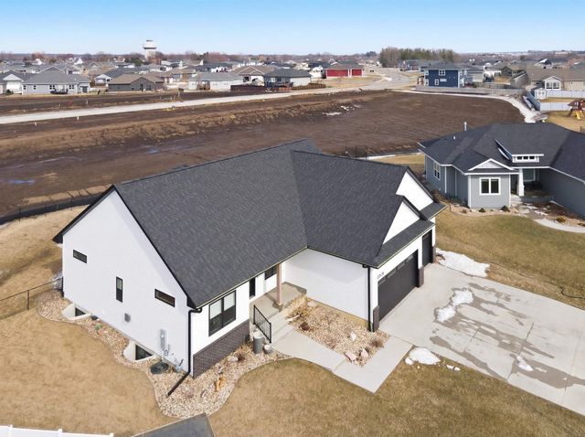 4904 Cohen Court, Cedar Falls, IA 50613