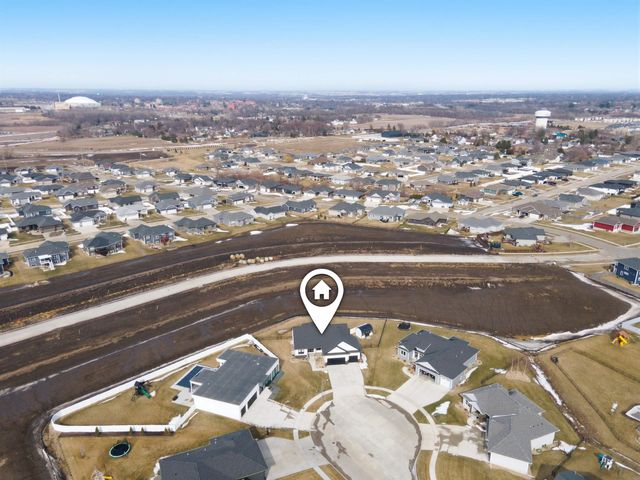 4904 Cohen Court, Cedar Falls, IA 50613