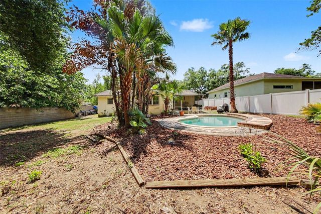 3615 PALM AVENUE, Apopka, FL 32703