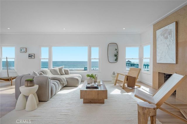 1016 The Strand, Manhattan Beach, CA 90266