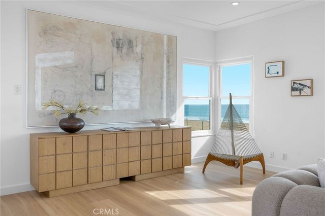 1016 The Strand, Manhattan Beach, CA 90266