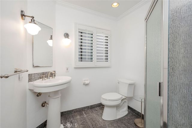 1016 The Strand, Manhattan Beach, CA 90266