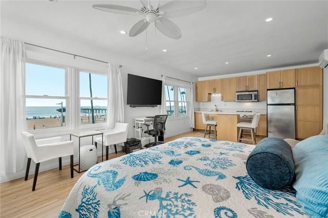 1016 The Strand, Manhattan Beach, CA 90266