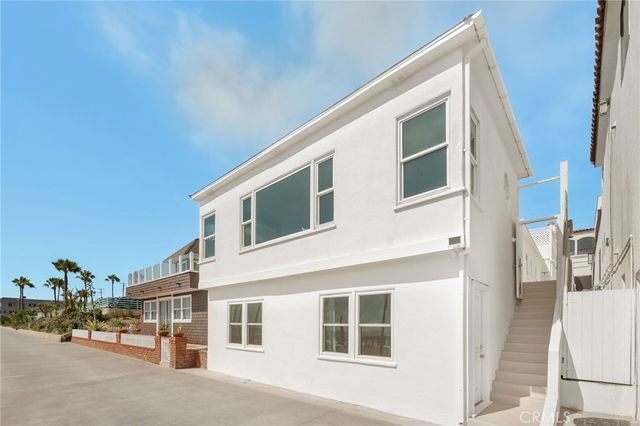 1016 The Strand, Manhattan Beach, CA 90266
