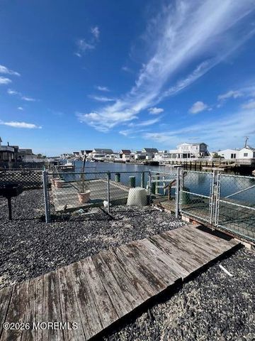 2 W Susquehanna Drive, Little Egg Harbor, NJ 08087