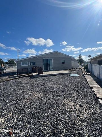 2 W Susquehanna Drive, Little Egg Harbor, NJ 08087