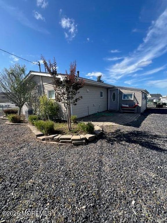 2 W Susquehanna Drive, Little Egg Harbor, NJ 08087