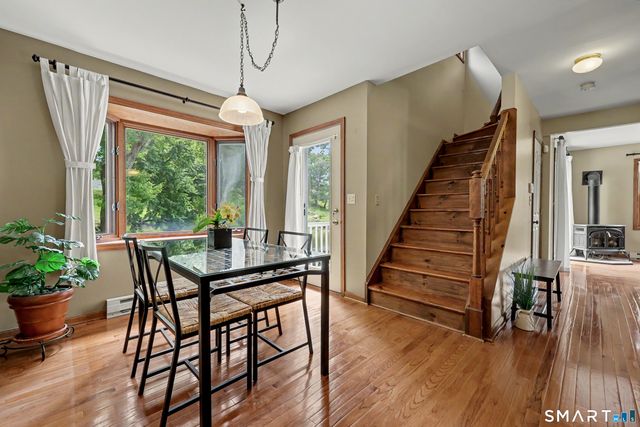 8 Apple Blossom Lane, Danbury, CT 06811