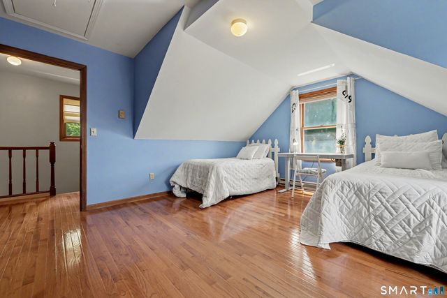 8 Apple Blossom Lane, Danbury, CT 06811